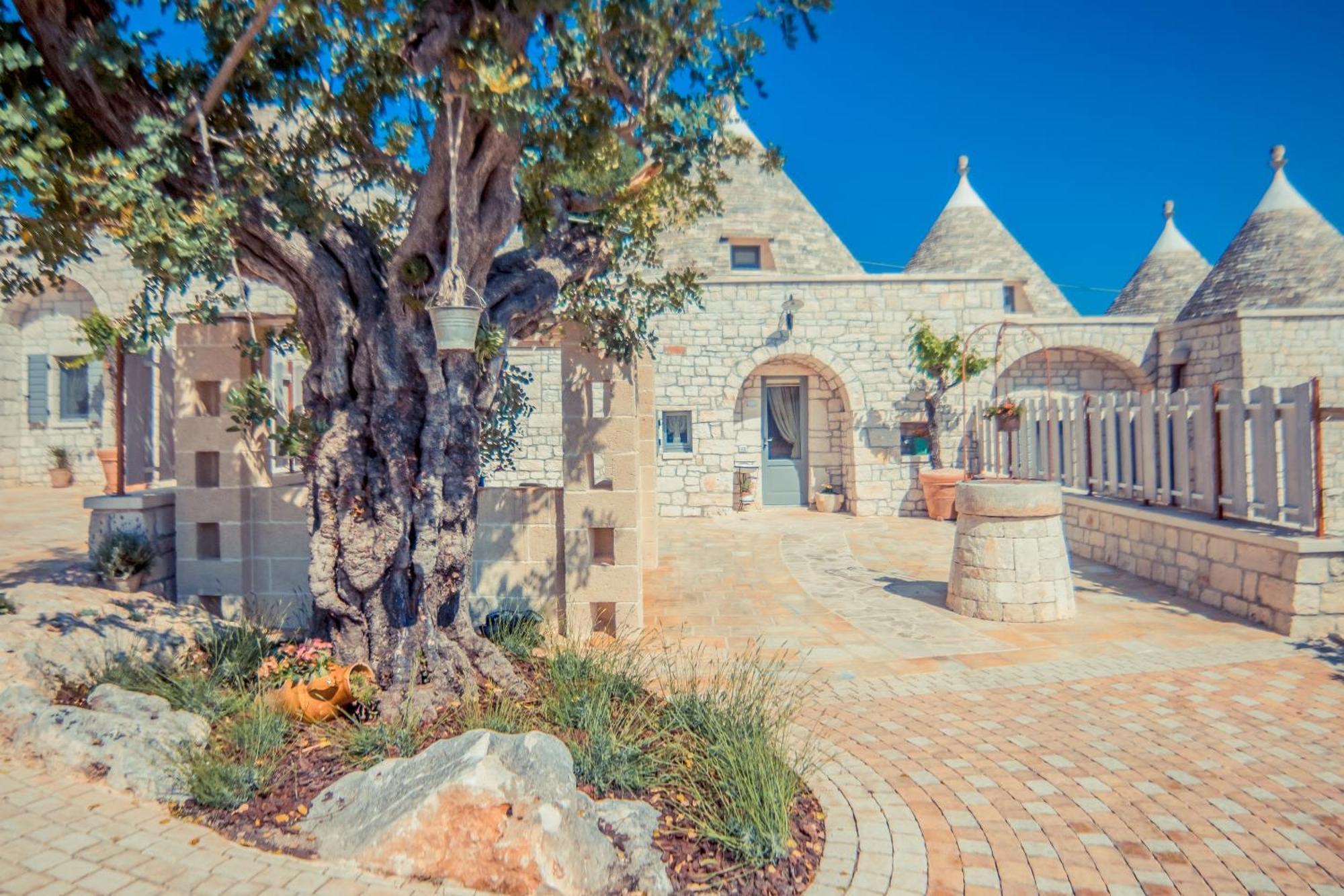 Villa Navolte Trulli E Quiete Con Piscina à Locorotondo Extérieur photo