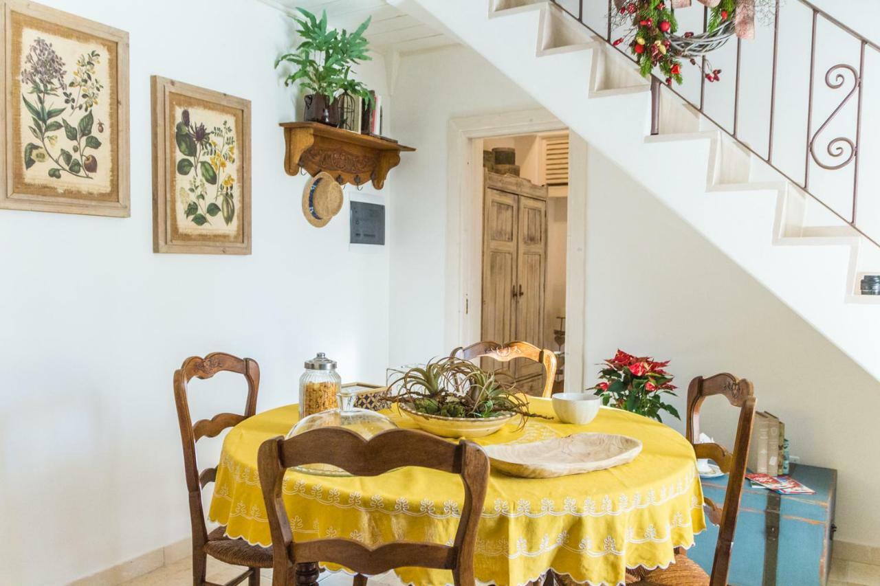 Villa Navolte Trulli E Quiete Con Piscina à Locorotondo Extérieur photo